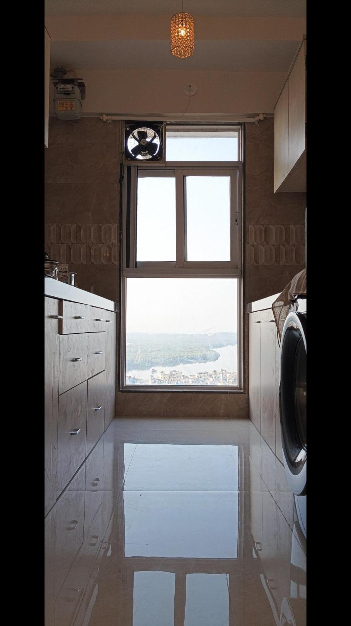 Sea-view Premium 2bhk 950sqft, Parking, Andheri W Apartment *