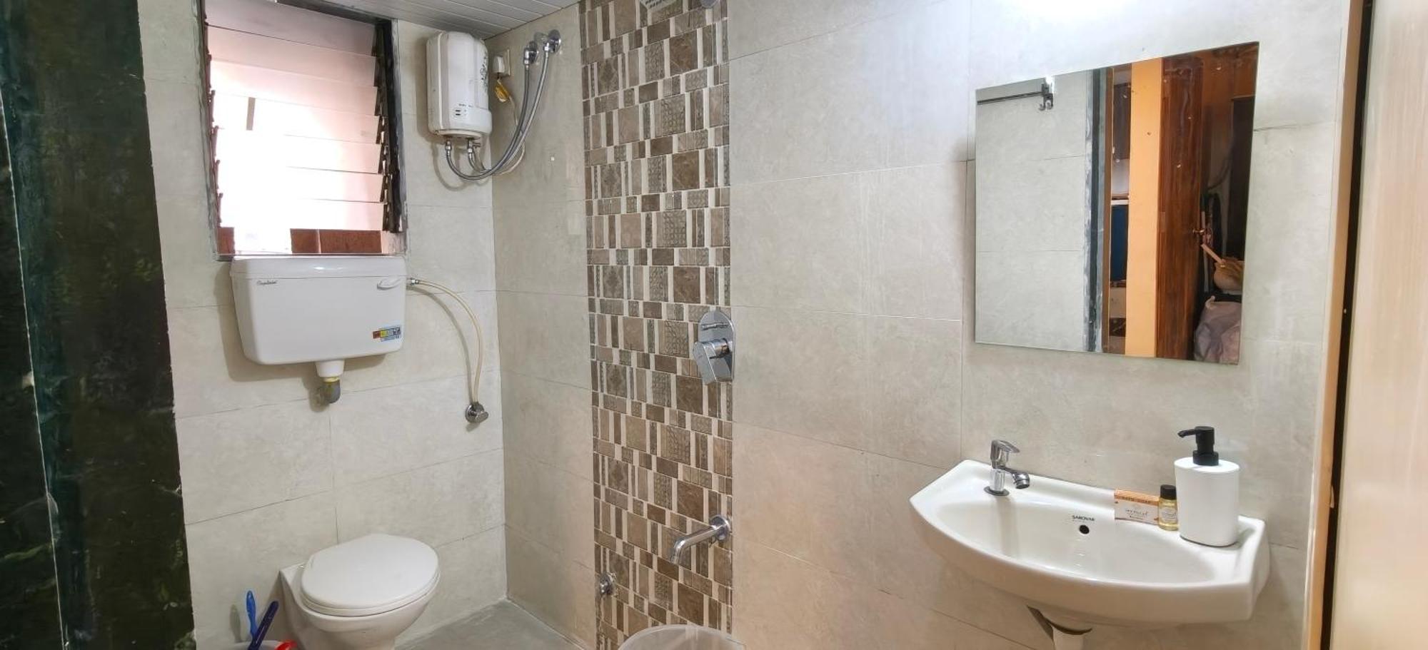 Ivy Palm Vista 101, Near Infinity Mall, Malad West Apartment *