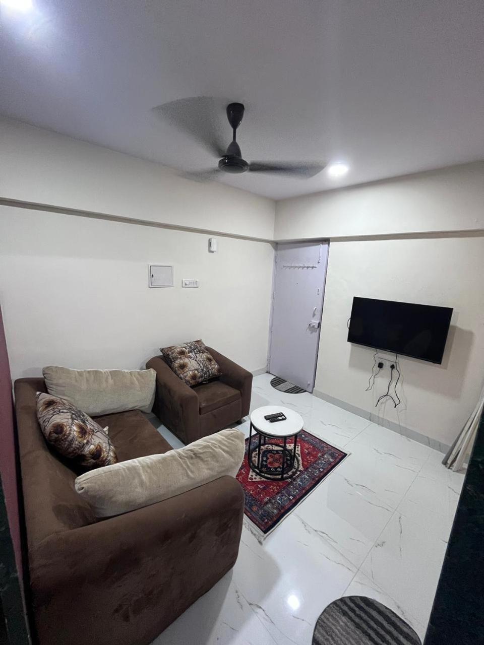 Ivy Palm Vista 002 Near Infinity Mall Malad Apartment Mumbai