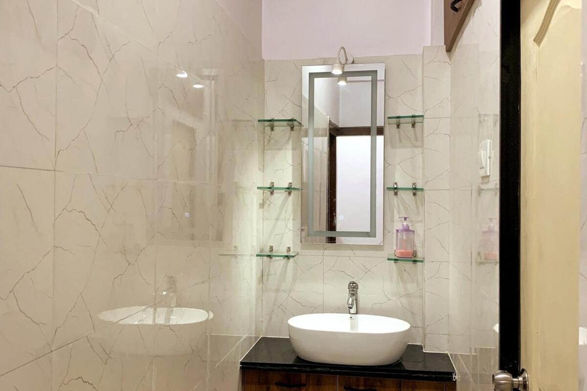 Vp Luxury 1-bhk In Parle West Apartment