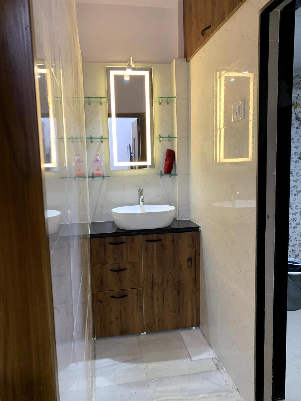 Apartment Vp Luxury 1-bhk In Parle West *