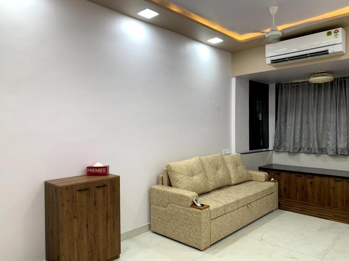 Apartment Vp Luxury 1-bhk In Parle West