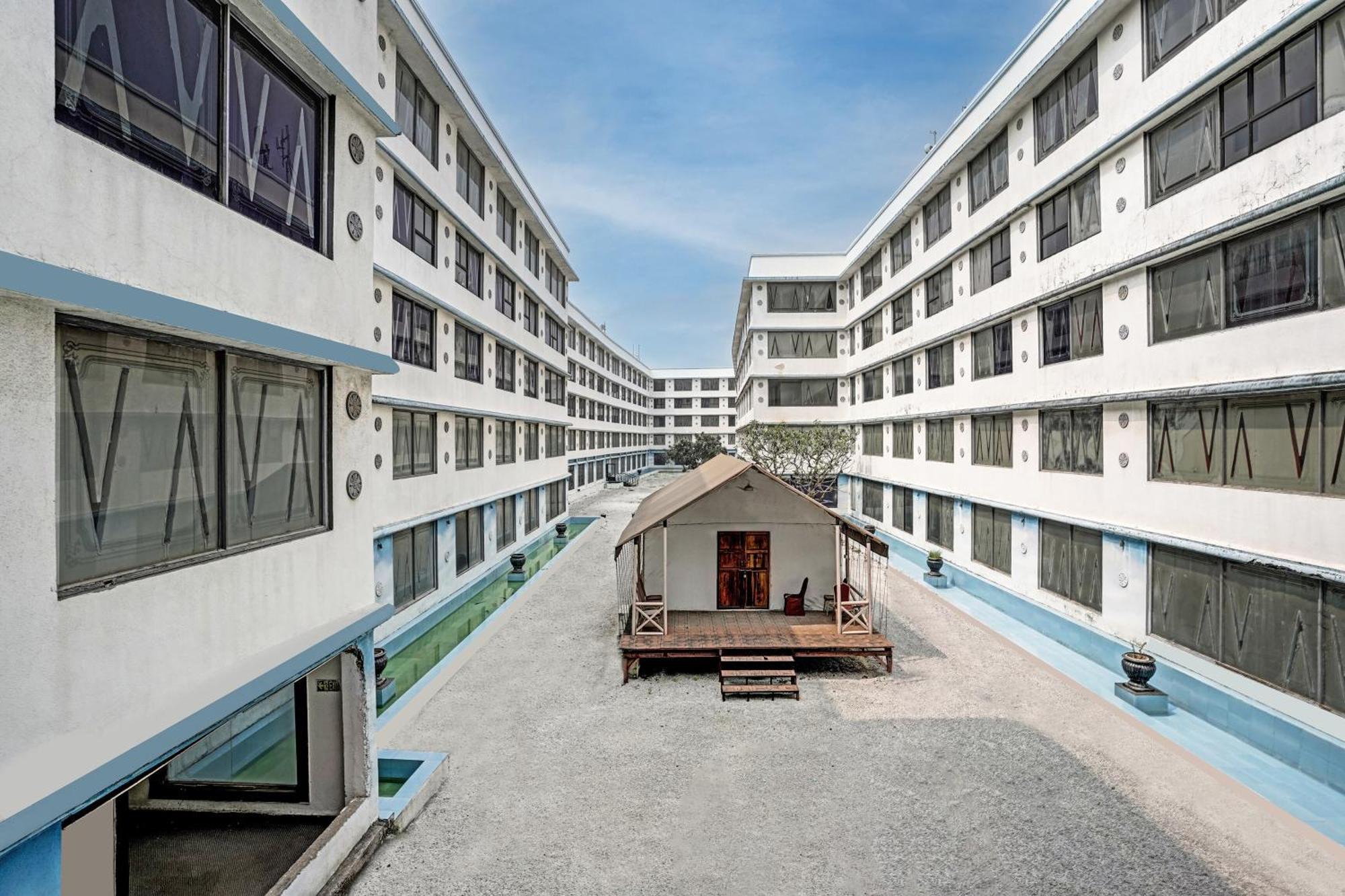 Hotel Townhouse Royal Palms - Rose Collection 4*