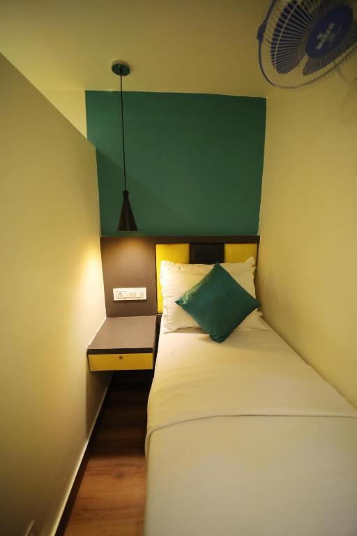 Marol-the Hubz Hostel *