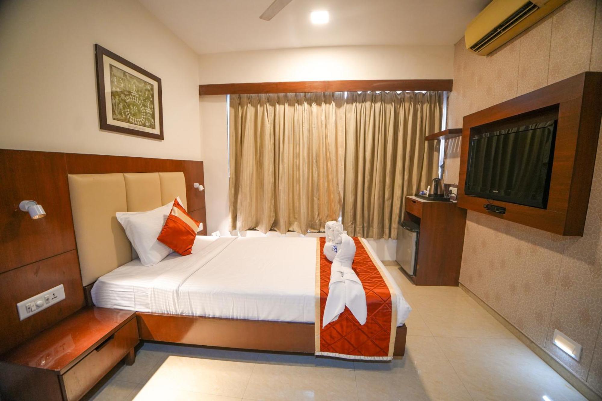 Hotel The Altruist Andheri Hotel Mumbai