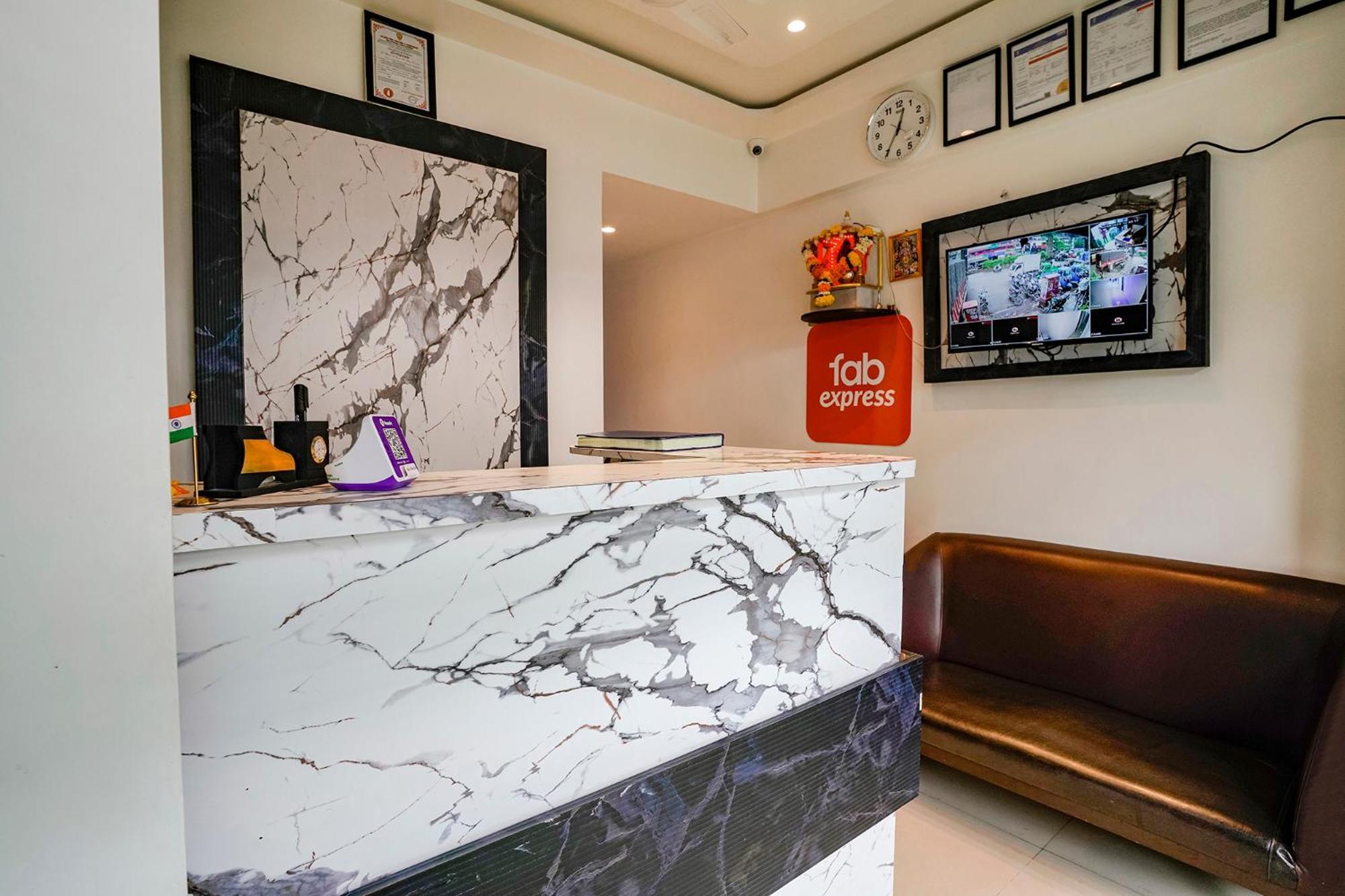 Hotel Via Park Residency