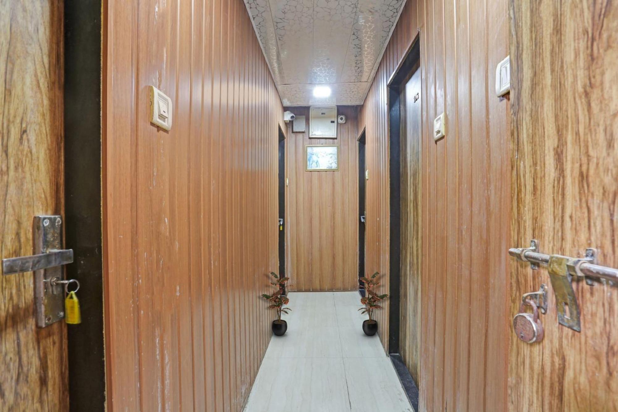 Hotel O Golden Residency 4*