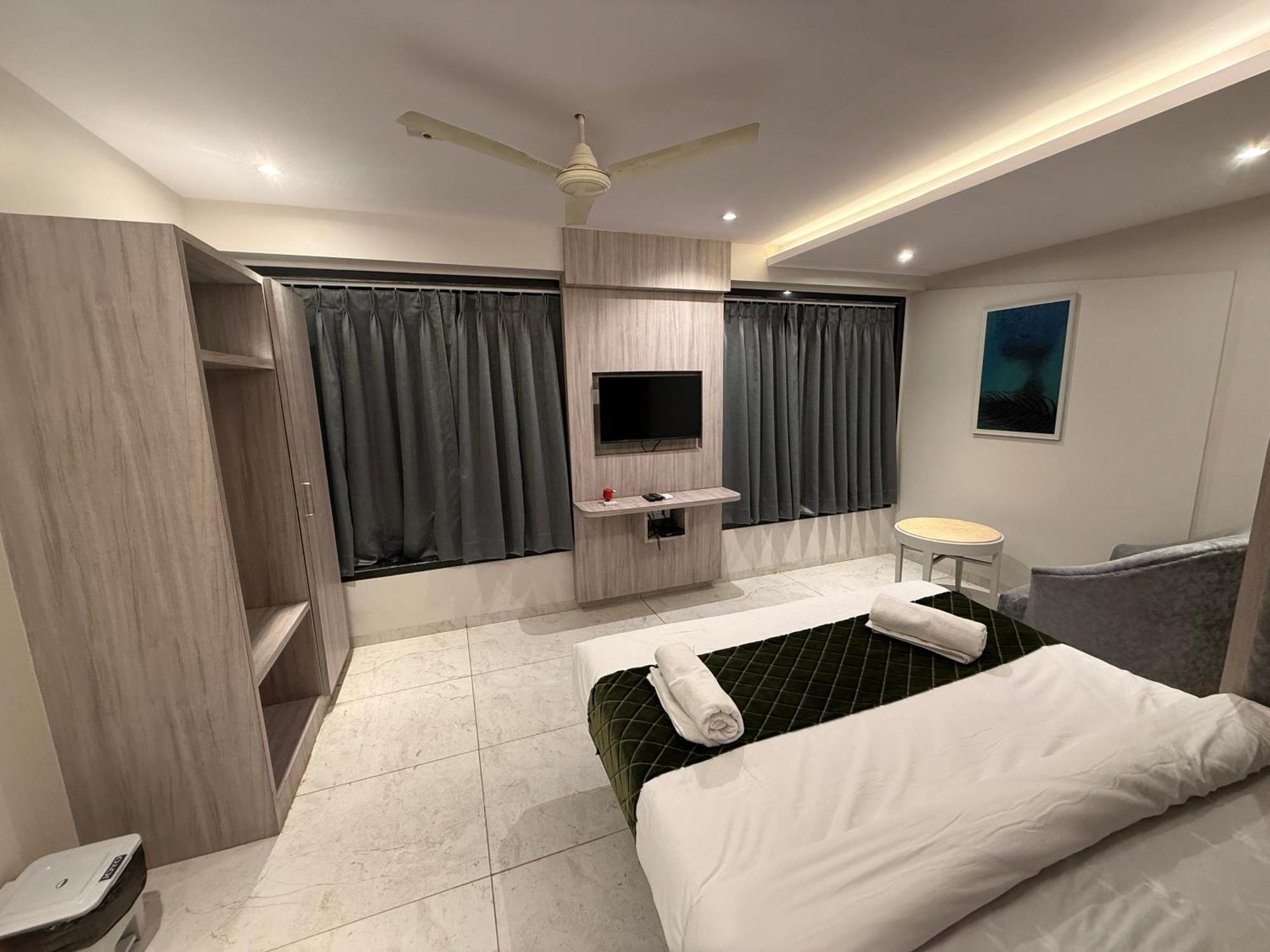 Hotel Kurla 2*