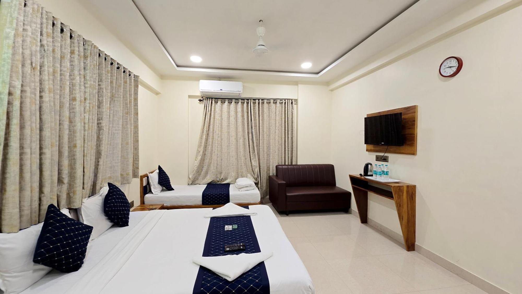 Hotel Smooth Checkin By Edition Blue - Mumbai