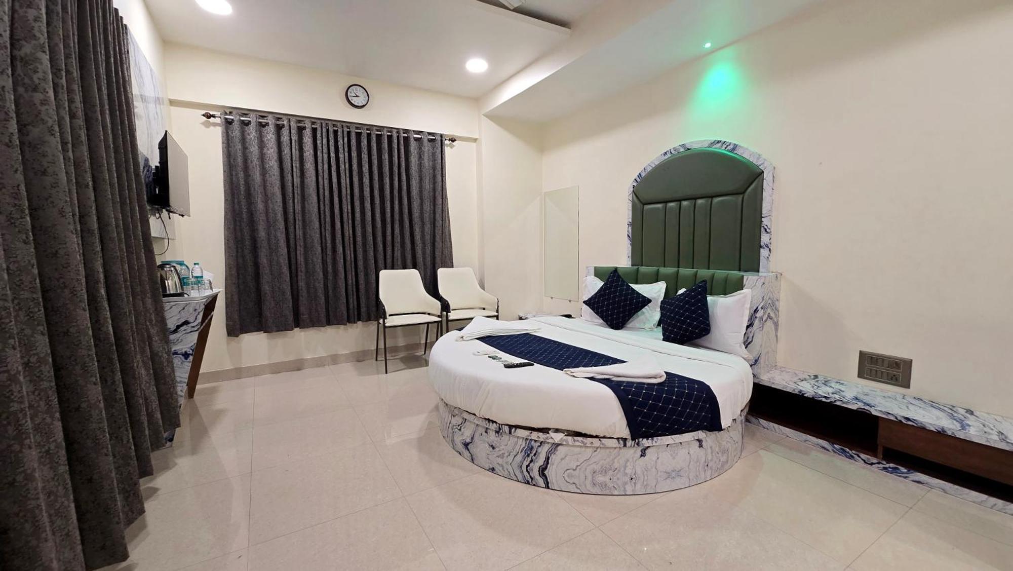 Smooth Checkin By Edition Blue -