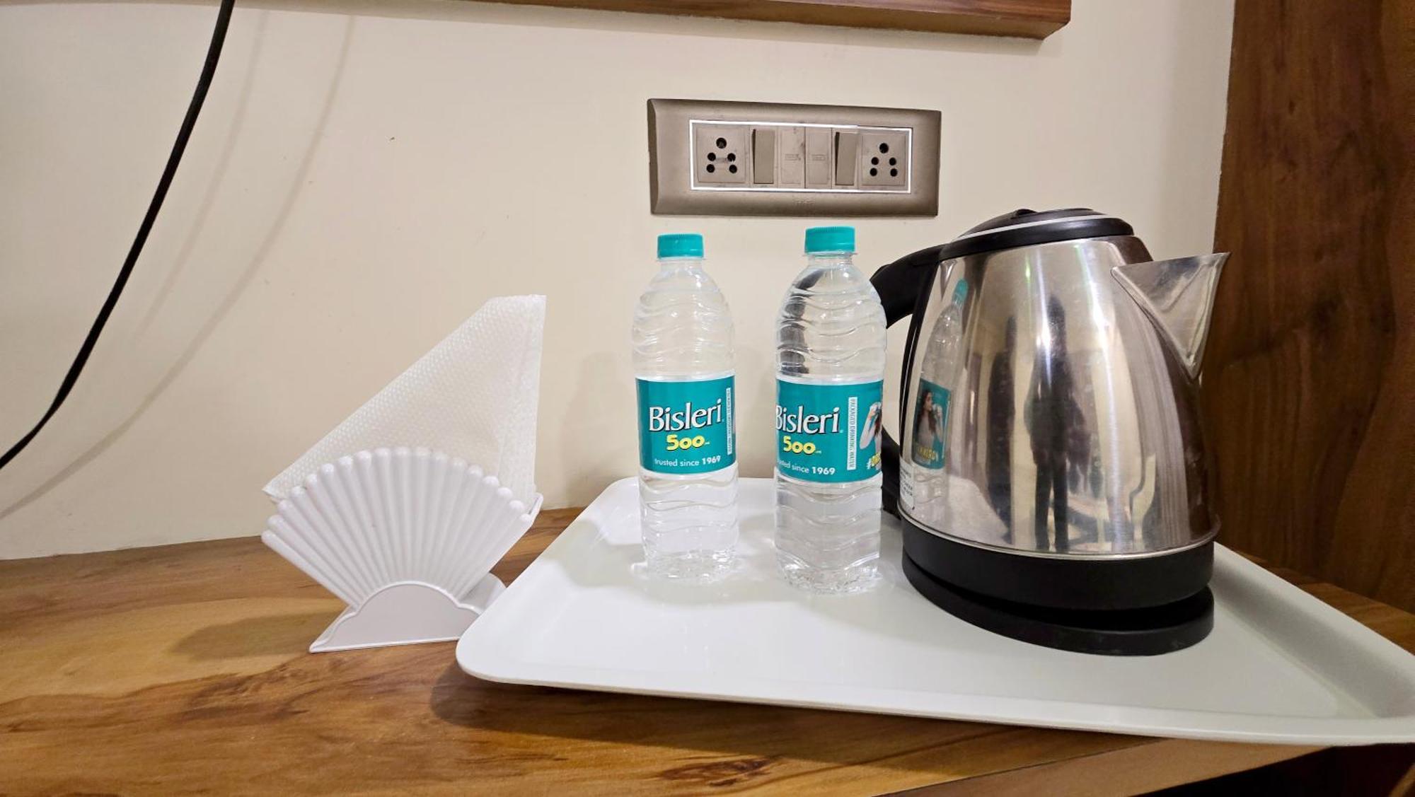 Hotel Smooth Checkin By Edition Blue - Mumbai