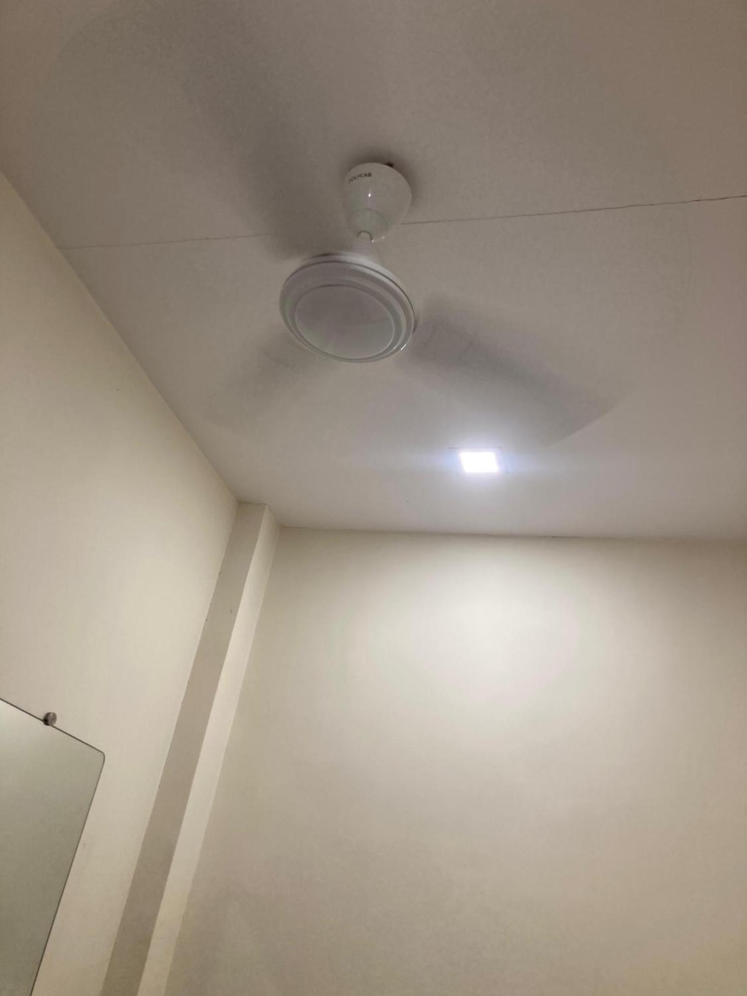 Hotel Classy Near T2 Airport Mumbai