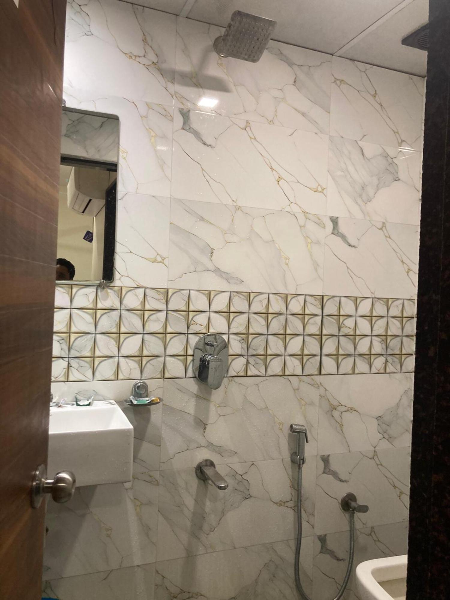 Hotel Classy Near T2 Airport