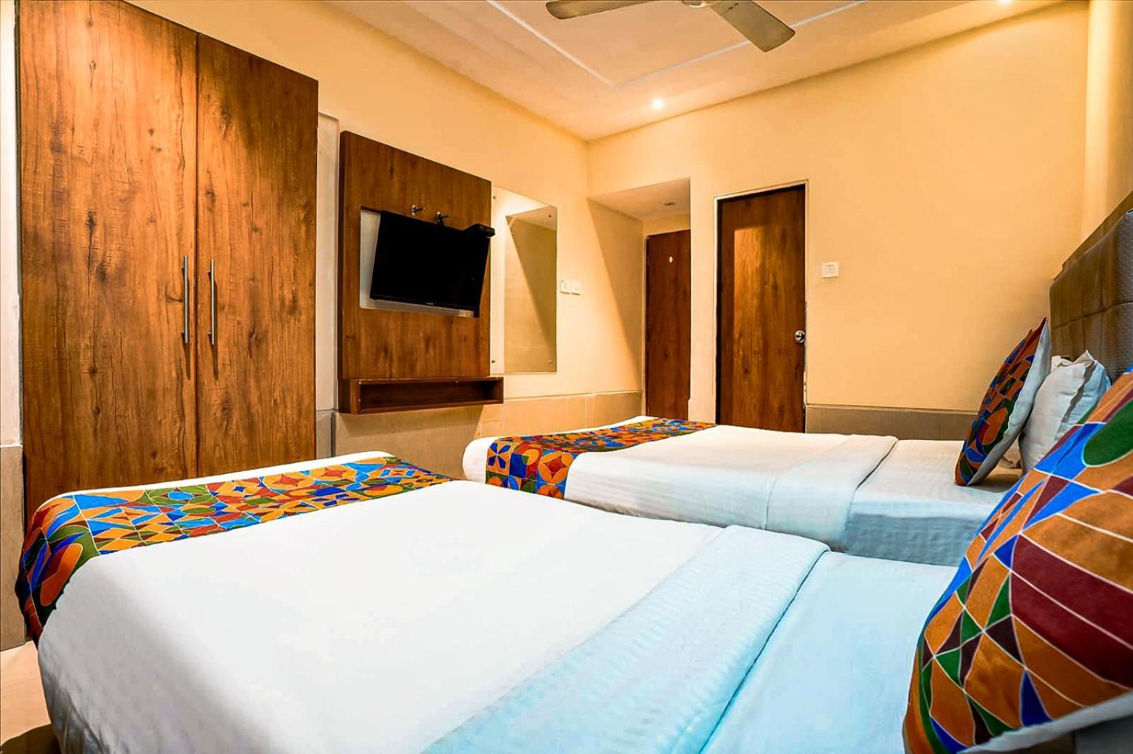 Regal - Chakala Andheri By Glitz Hotel