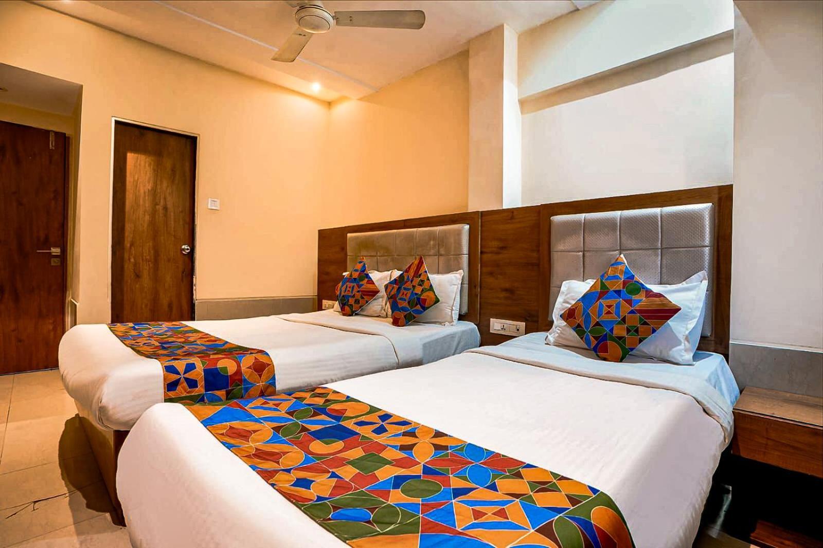 Regal - Chakala Andheri By Glitz Hotel Mumbai