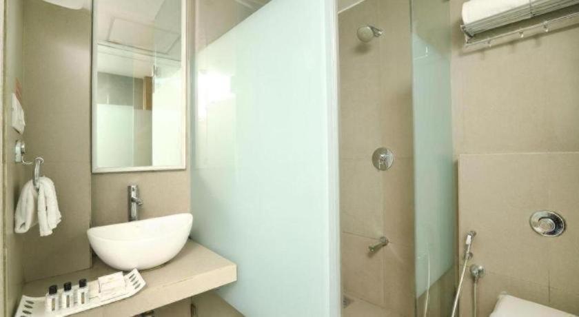 Metro - The Executive Hotel Mumbai