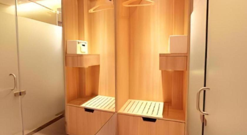 Metro - The Executive Mumbai