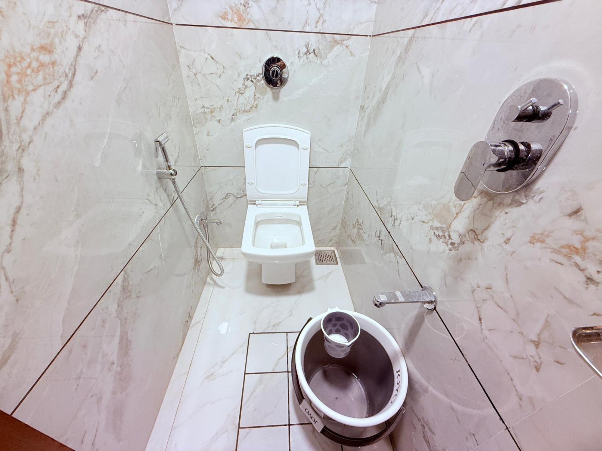 Shiv Sagar - Only For Indian Nationals 2* Mumbai