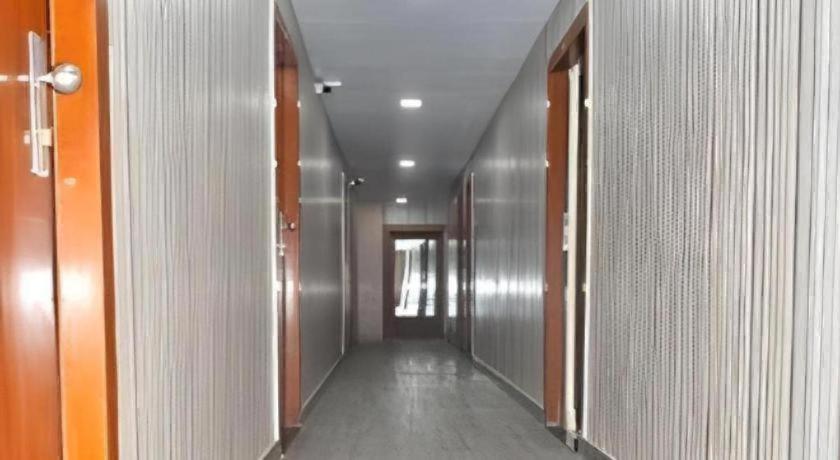 Metro - The Executive 3*