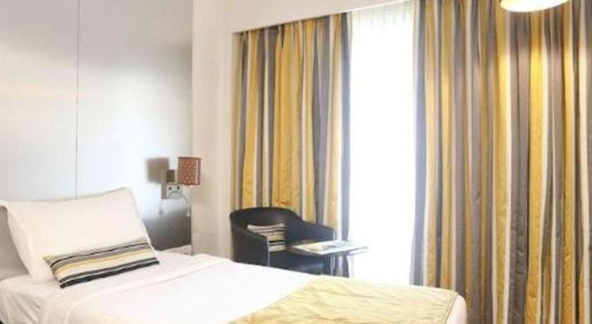 Metro - The Executive 3* Mumbai