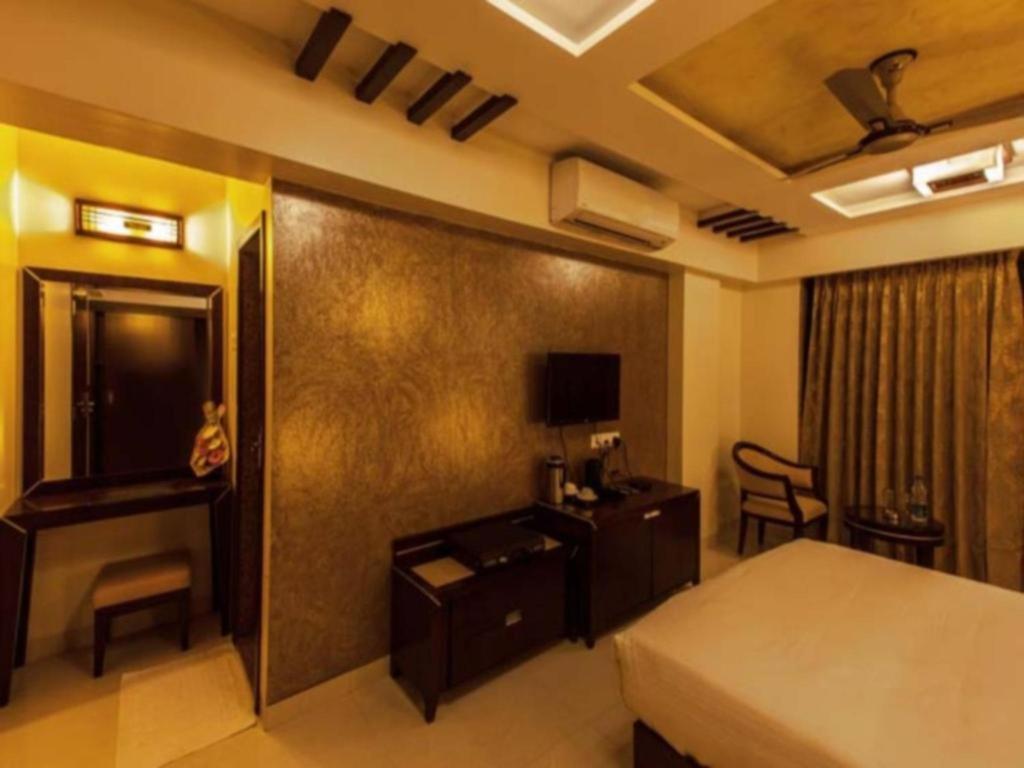 Anantha Executive Hotel