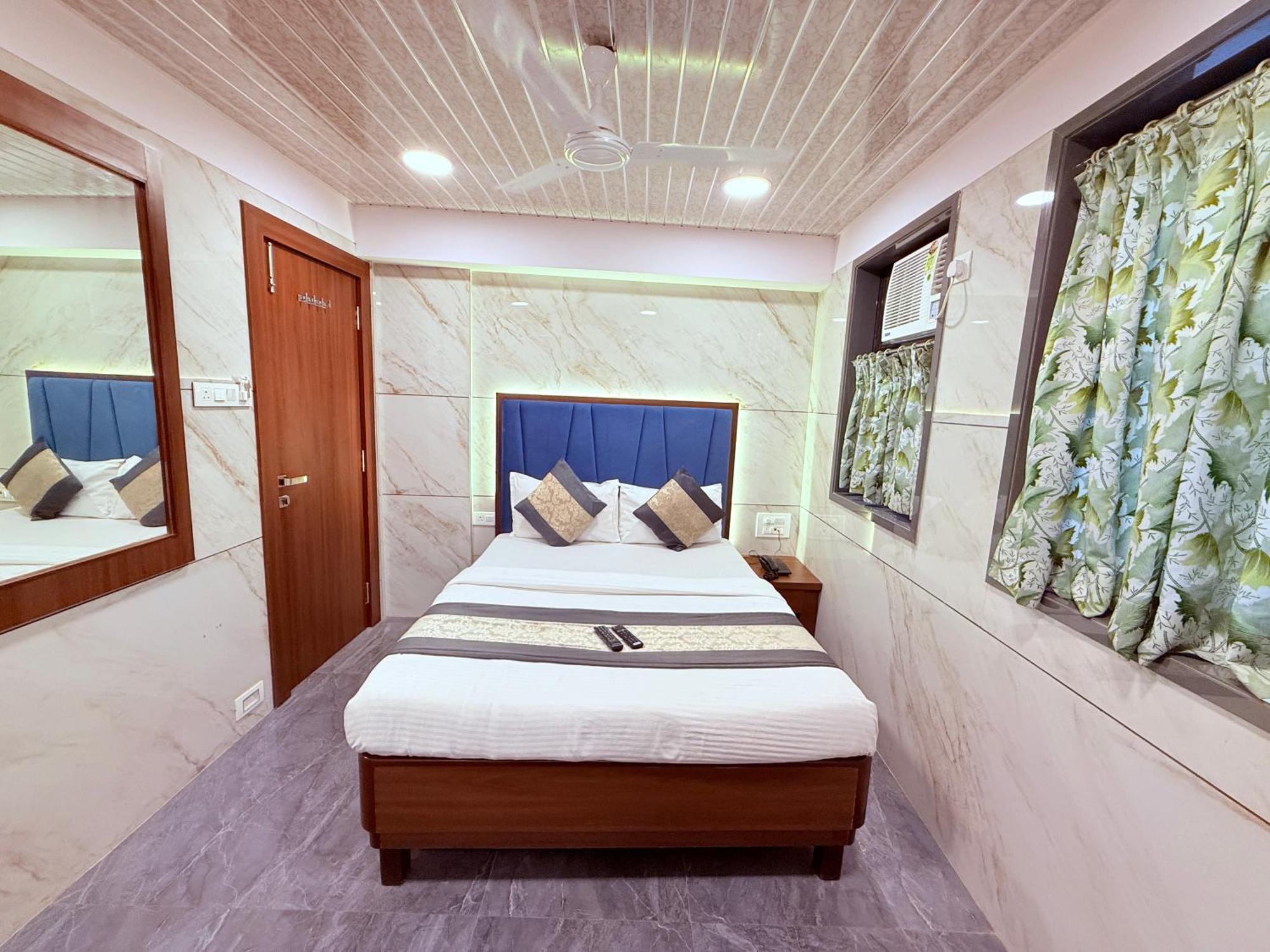 Shiv Sagar - Only For Indian Nationals Hotel Mumbai