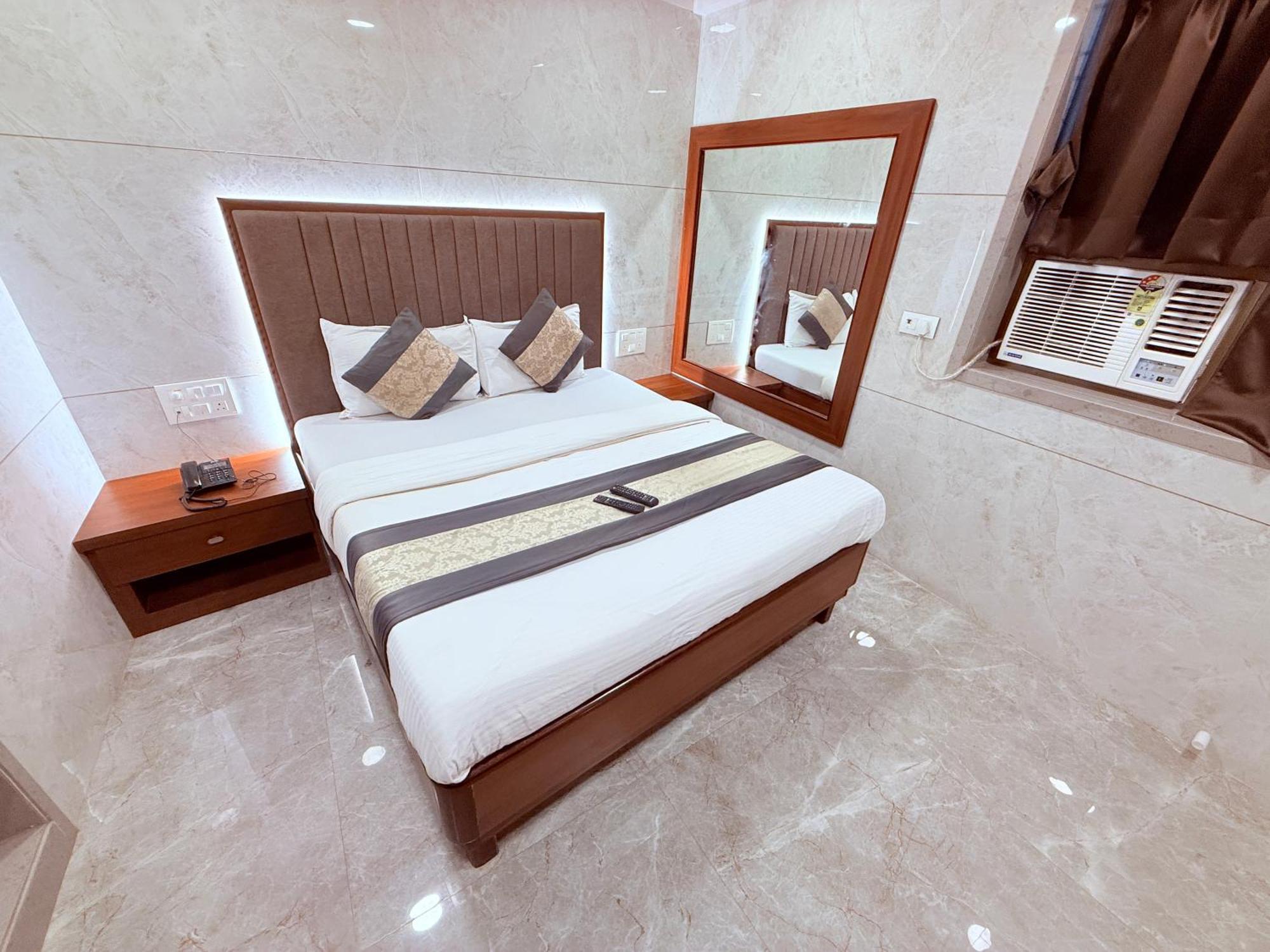 Shiv Sagar - Only For Indian Nationals Hotel Mumbai