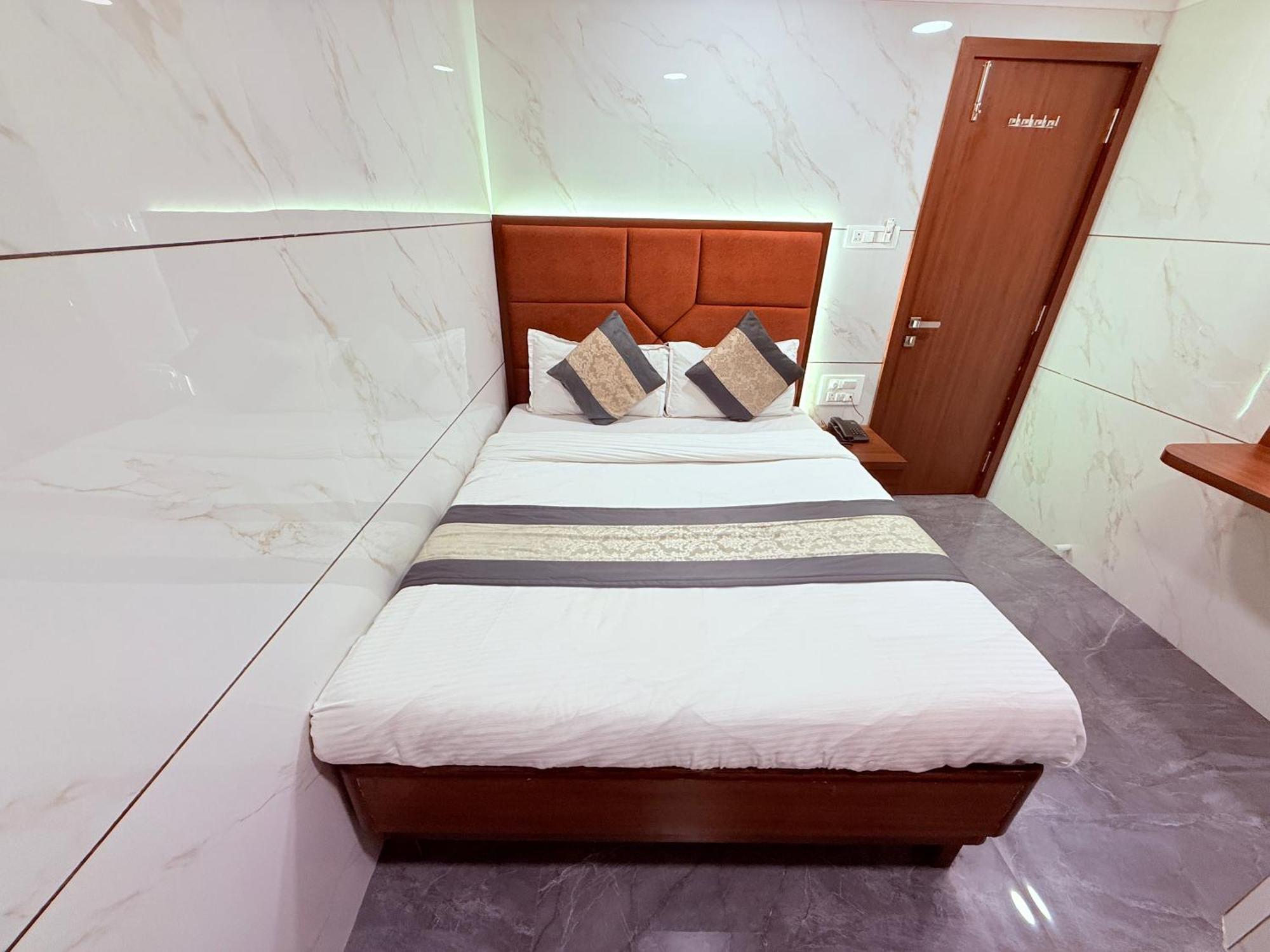 Hotel Shiv Sagar - Only For Indian Nationals Mumbai