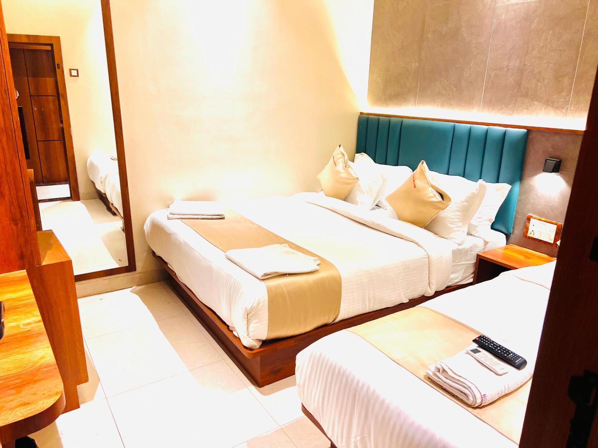 Apsara - Nearj J Hospital Hotel