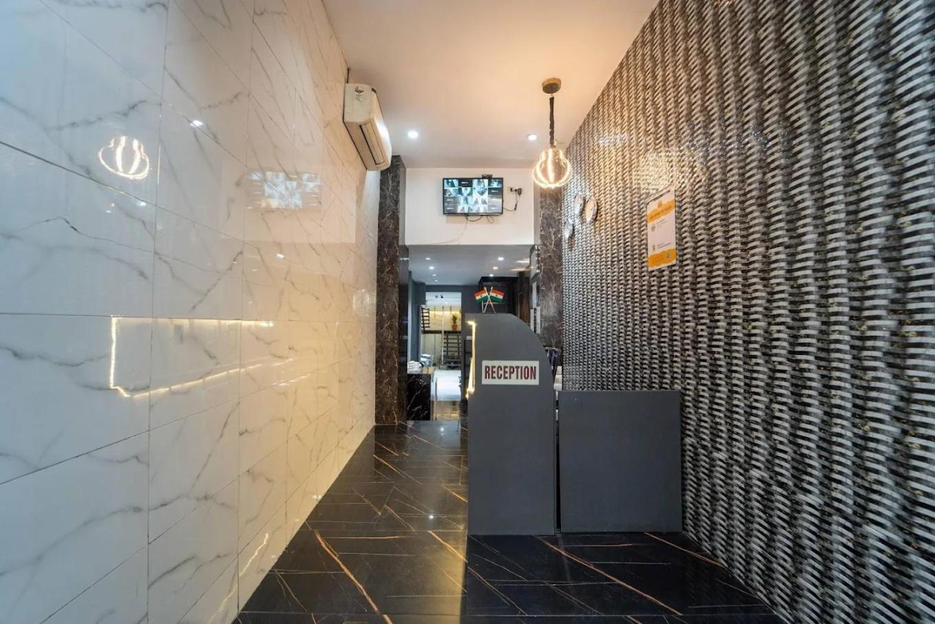 Glitz Rexton - Near Iit Powai