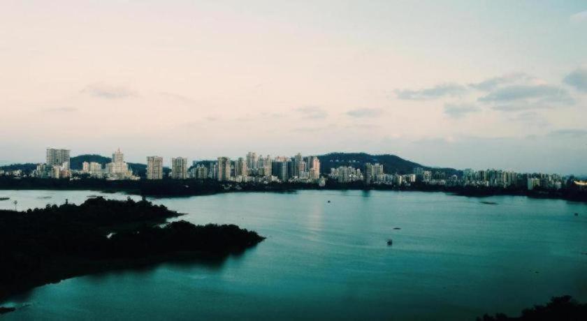 Metro - The Executive 3*