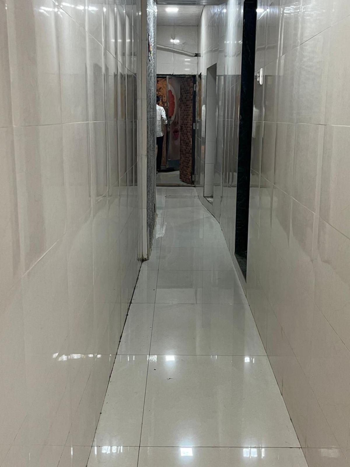 Golden Takshila Andheri Hotel Mumbai