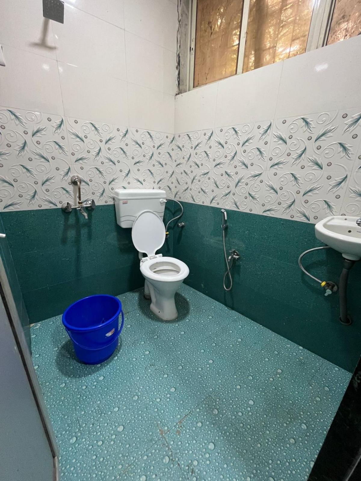 Golden Takshila Andheri Hotel 3*