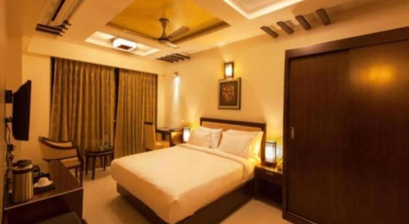 Anantha Executive 3*