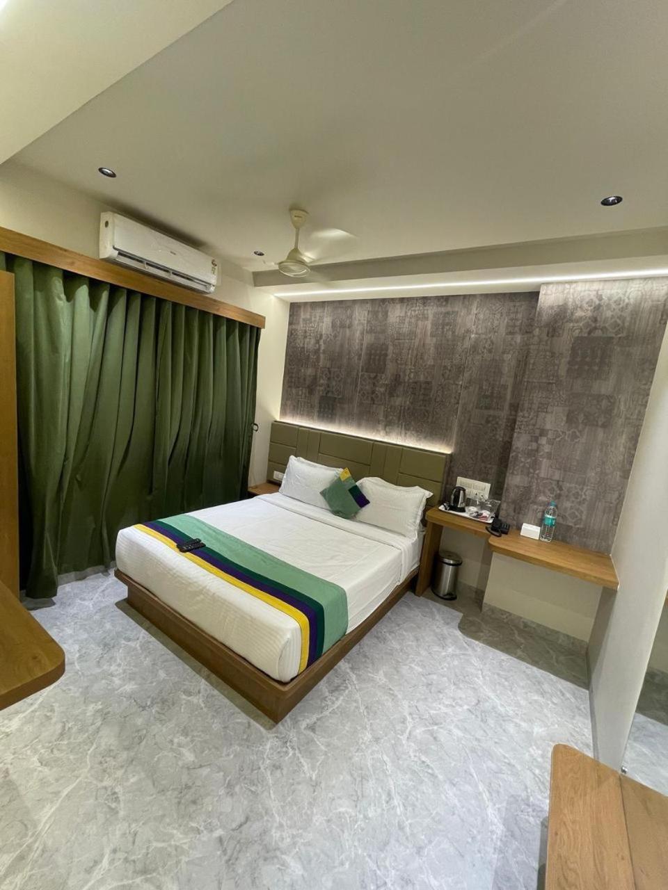 Hotel Salsabeel Airport T2 Mumbai