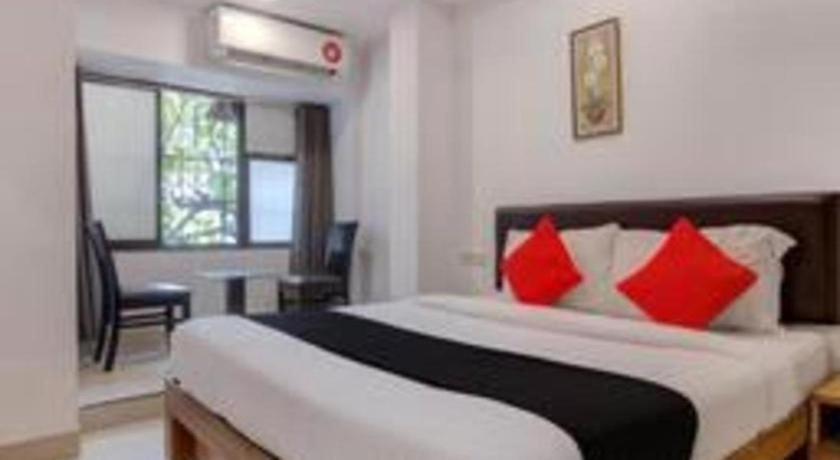 Hotel Capital O 77295 Bansidhar Bhuvan 3*