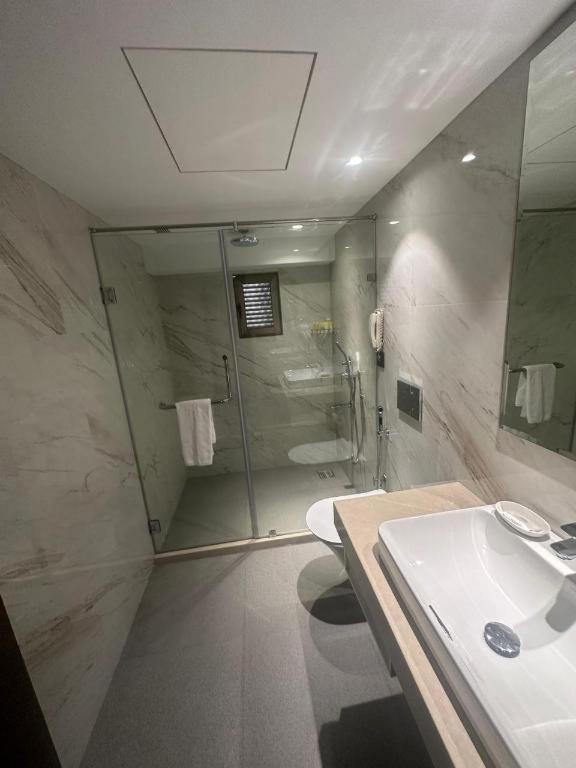 Tunga International Mumbai