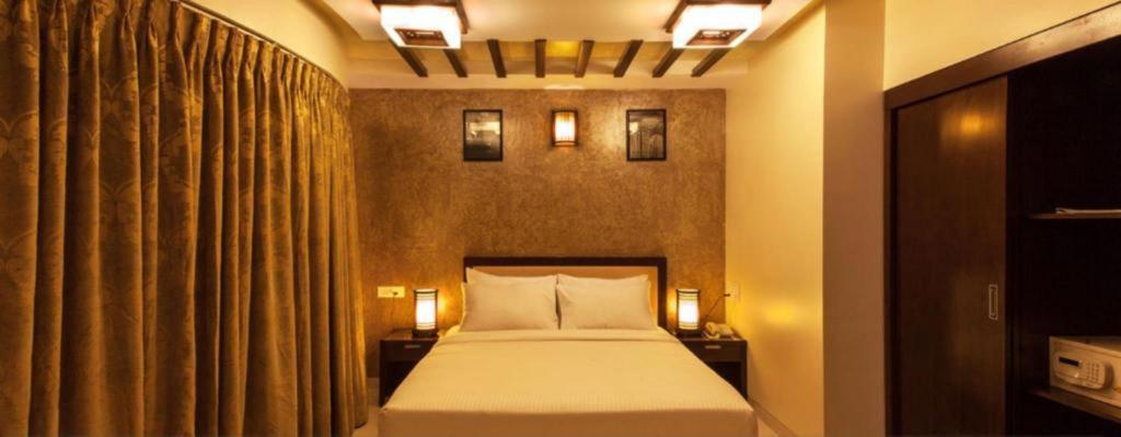 Anantha Executive Hotel