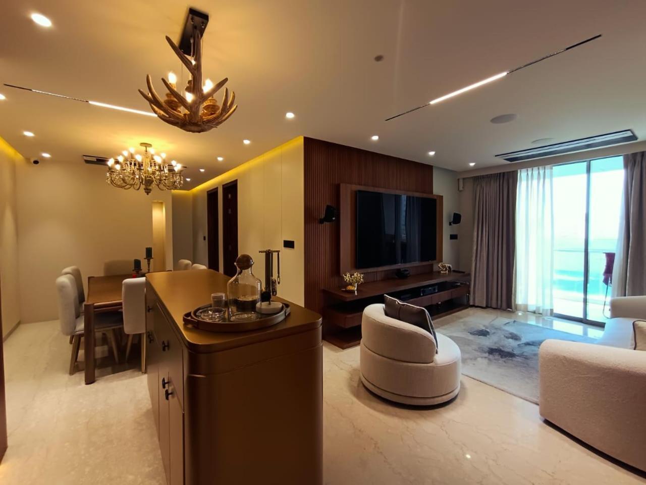 Guest house Luxury In Andheri Near Airport