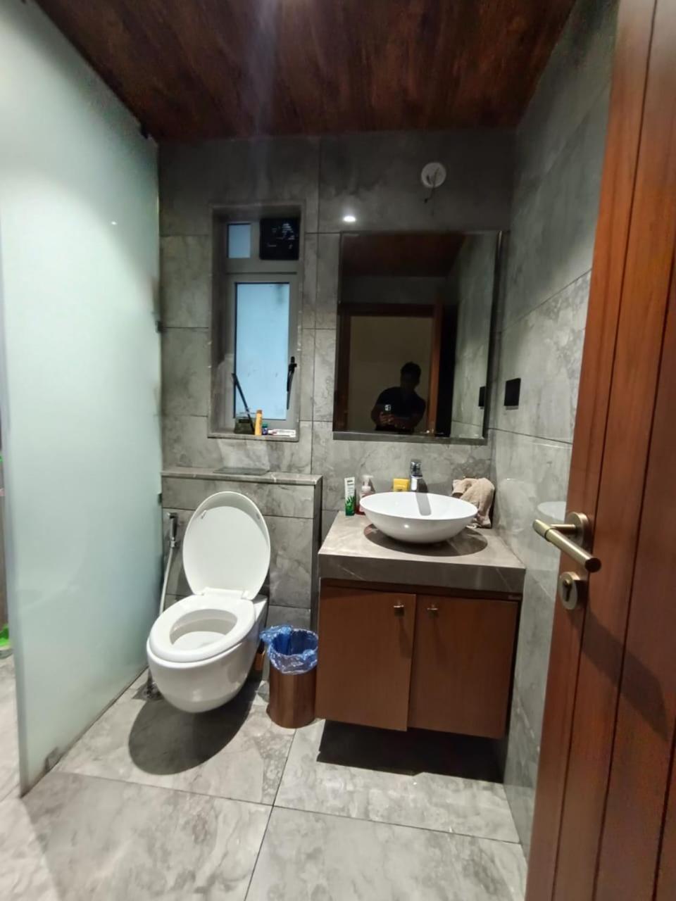 Guest house Luxury In Andheri Near Airport