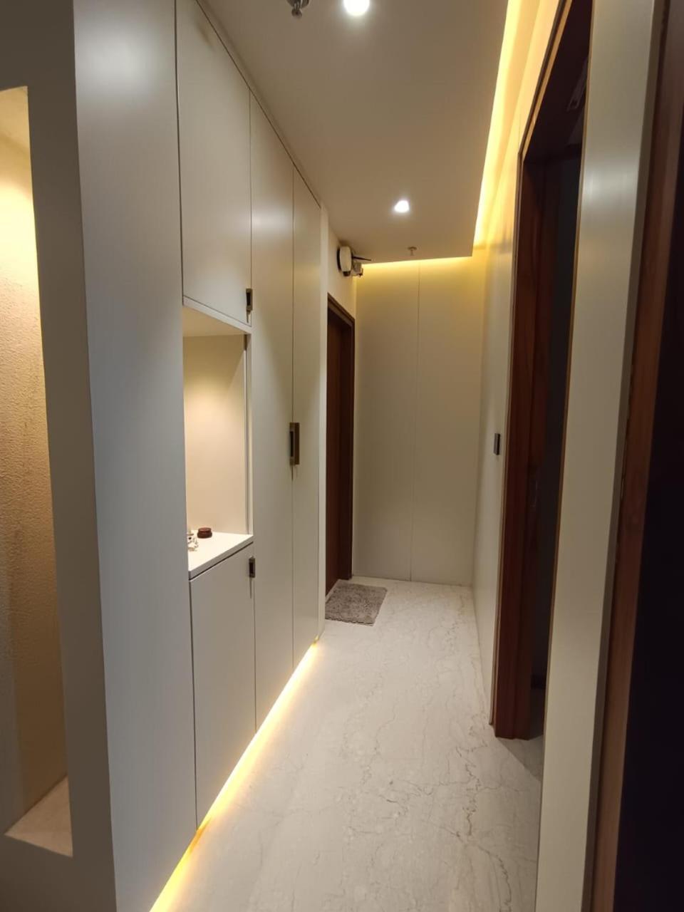 Luxury In Andheri Near Airport