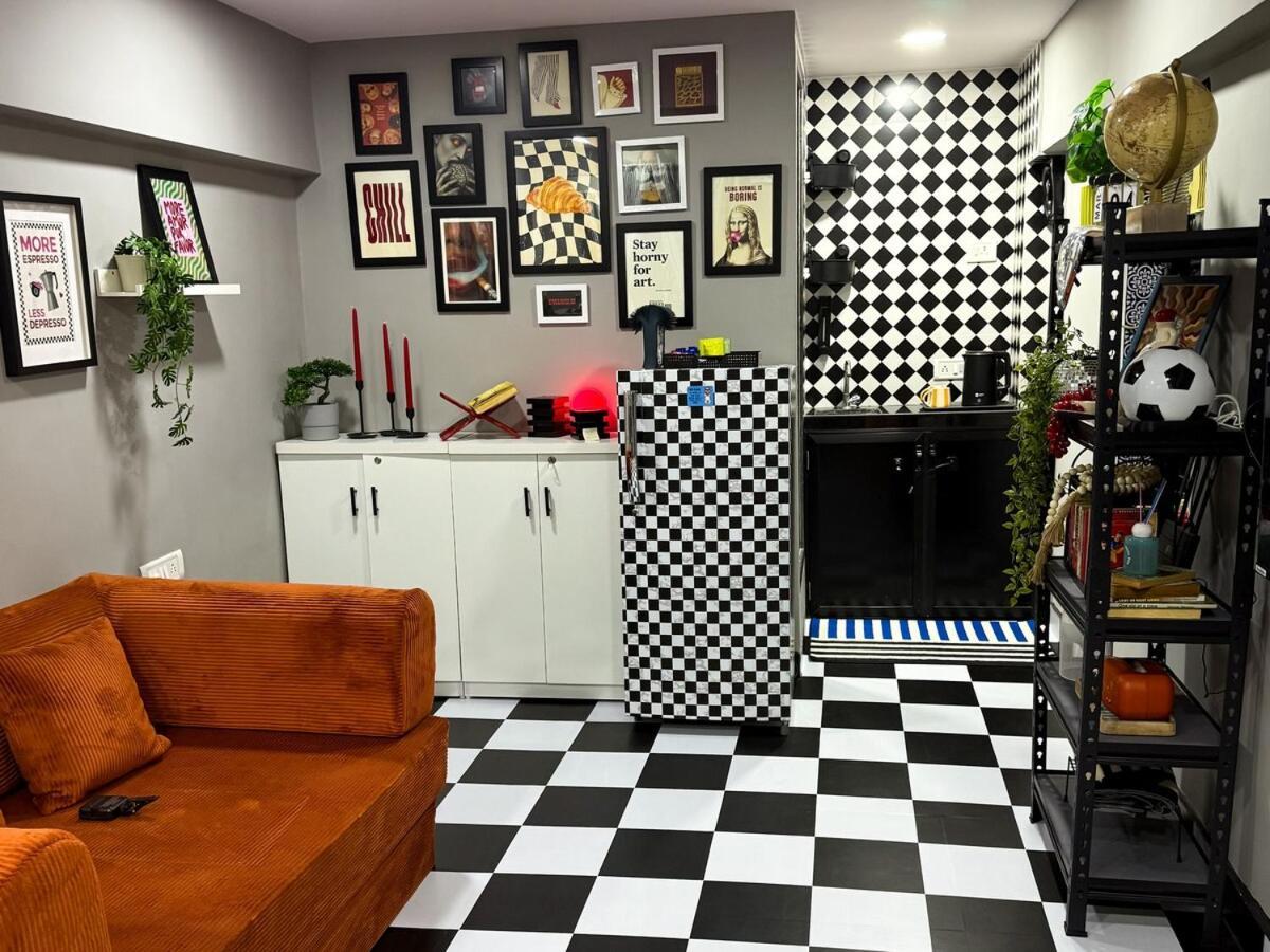 Apartment Shes Garage A Retro In Bandra