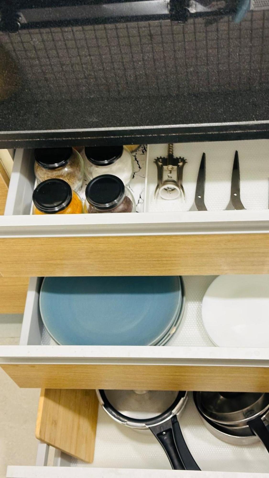 Apartment White Island - 10 Mins Oberoi Mall, Film And Nesco