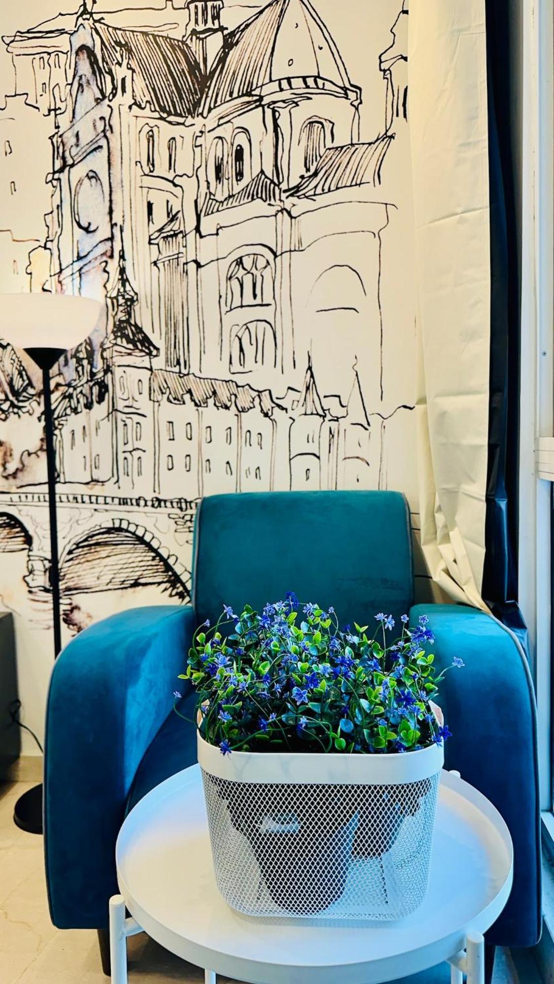 White Island - 10 Mins Oberoi Mall, Film And Nesco Apartment *