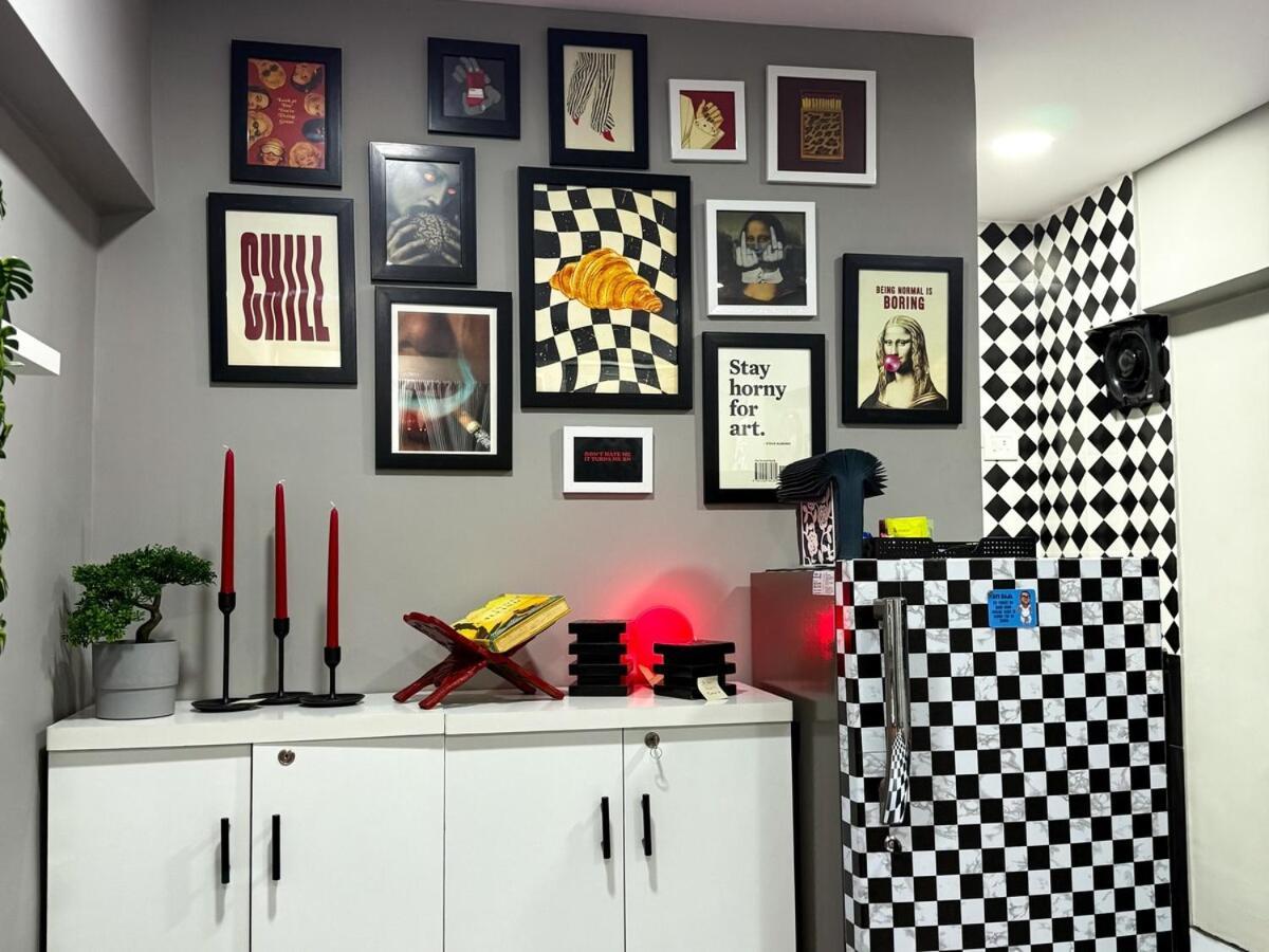 Apartment Shes Garage A Retro In Bandra