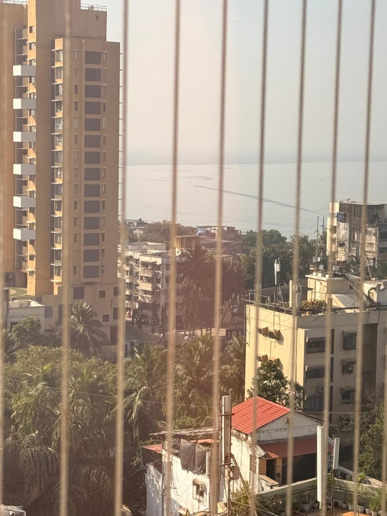 1 Bhk Personal With Sea View At Versova Andheri West Apartment *