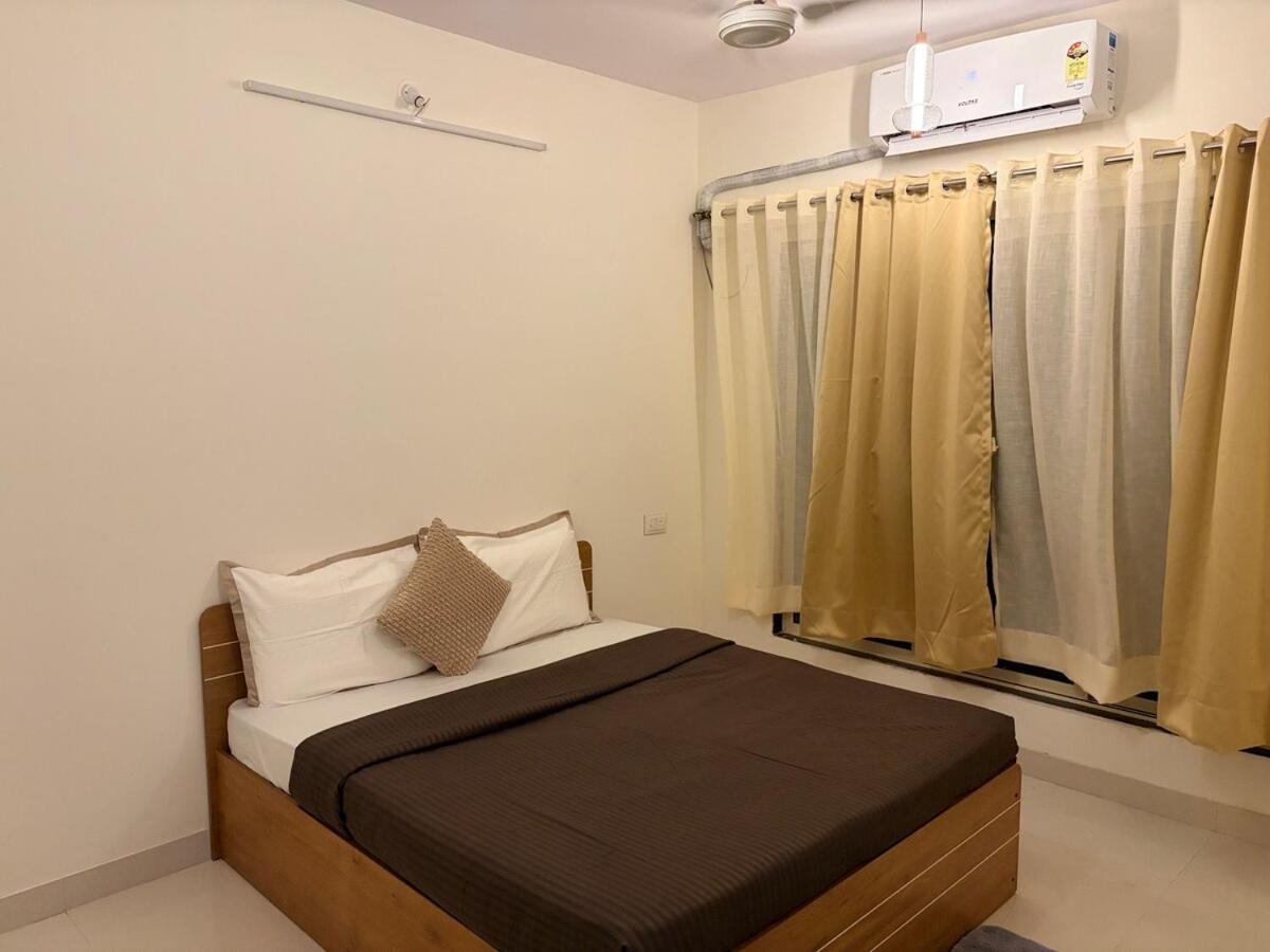 Royce Executive Service Premium Apartment