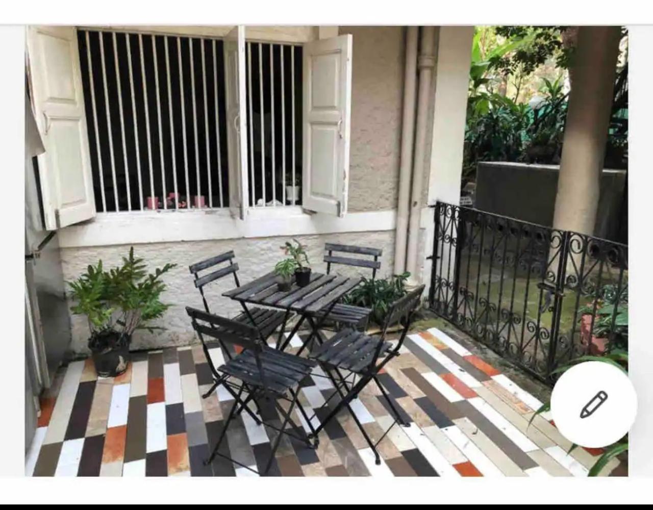 Cosy At Delphi Apartment