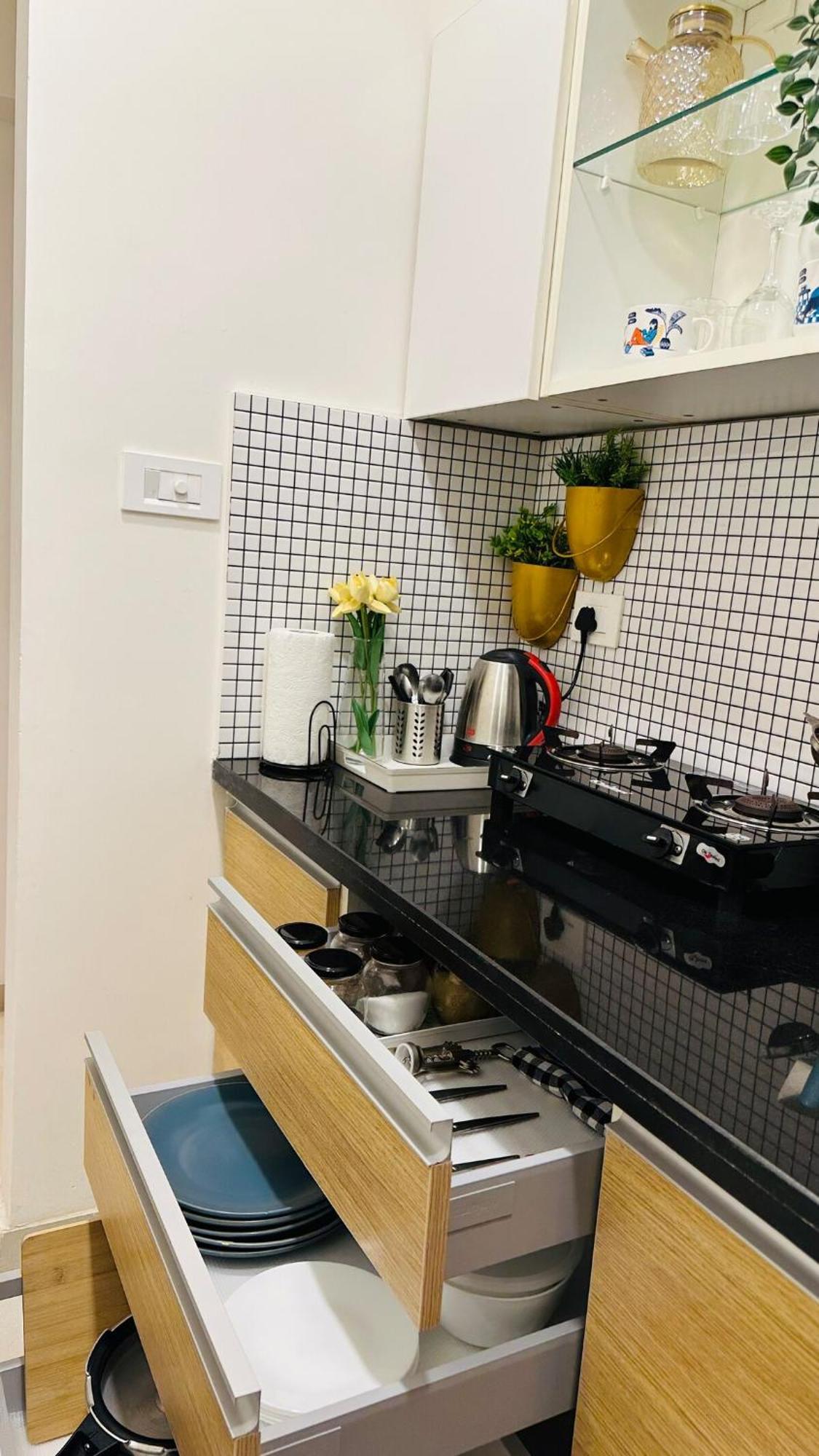 White Island - 10 Mins Oberoi Mall, Film And Nesco * Mumbai