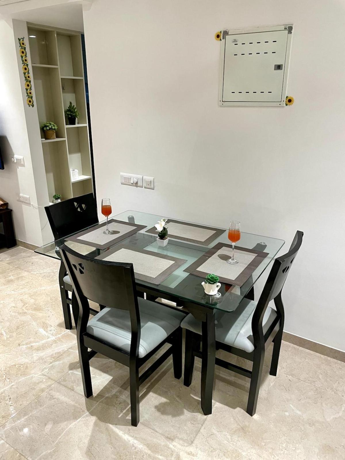 Maple 1 Bhk In Hiranandani Powai * Mumbai